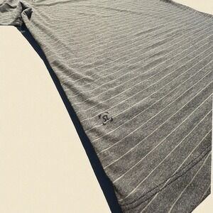 Lululemon Men's Evolution Polo Shirt Gray Striped Golf Size M Athletic Fit‎